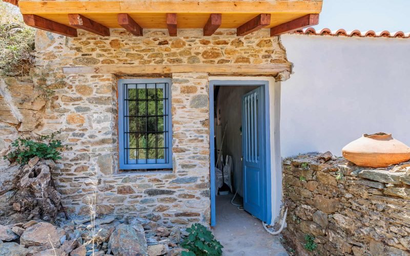 Adorable renovated house with views to the Aegean Sea
