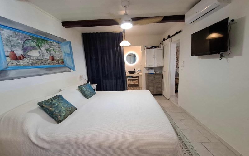 Charming renovated beachfront house