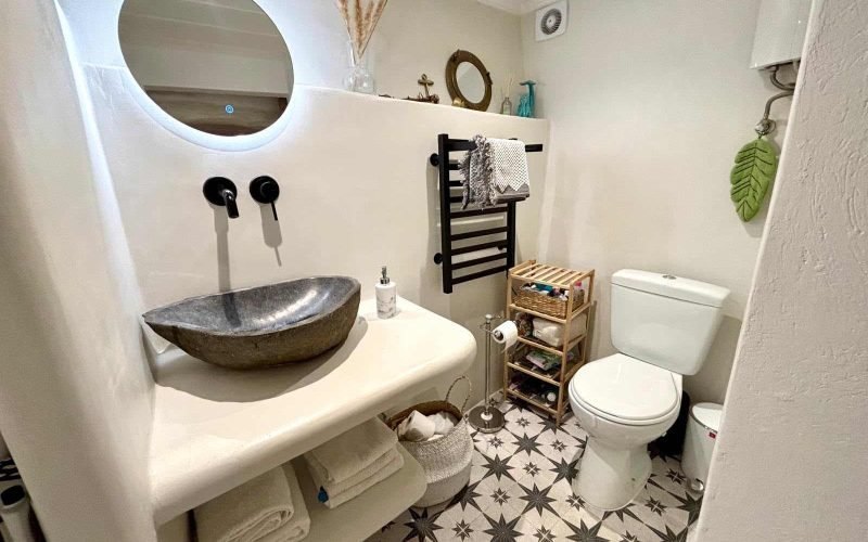 Beautiful Town house ready to move in