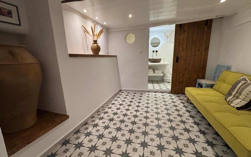 Beautiful Town house ready to move in