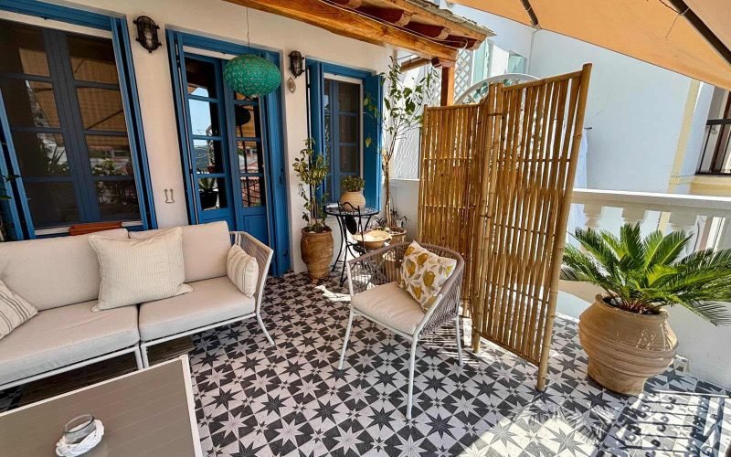 Beautiful Town house ready to move in
