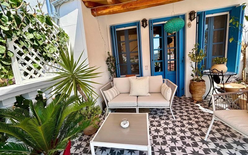 Beautiful Town house ready to move in