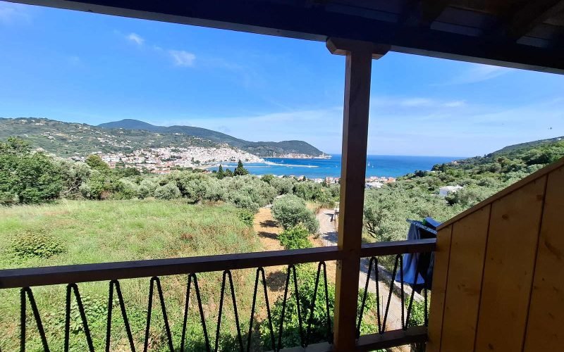 Two apartmnets and two studios with stunning views