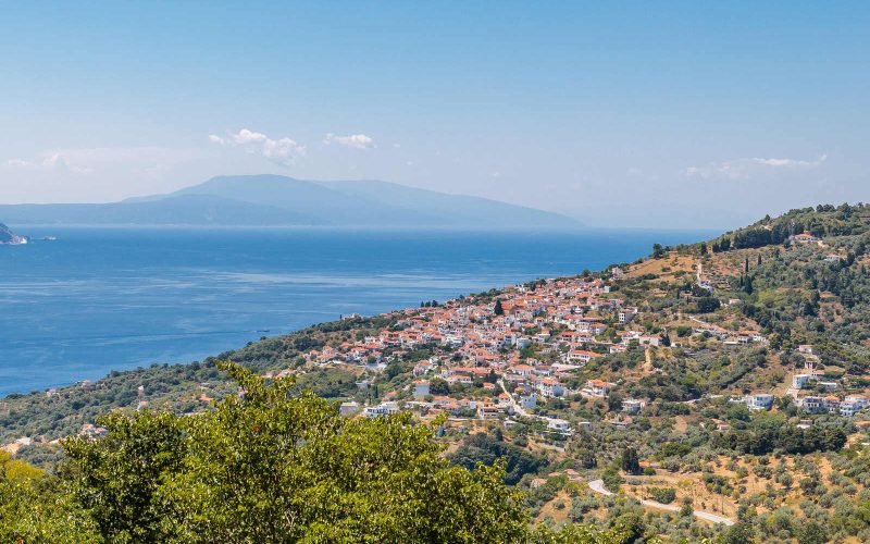 Exquisite villa in Glossa with pool and panoramic views