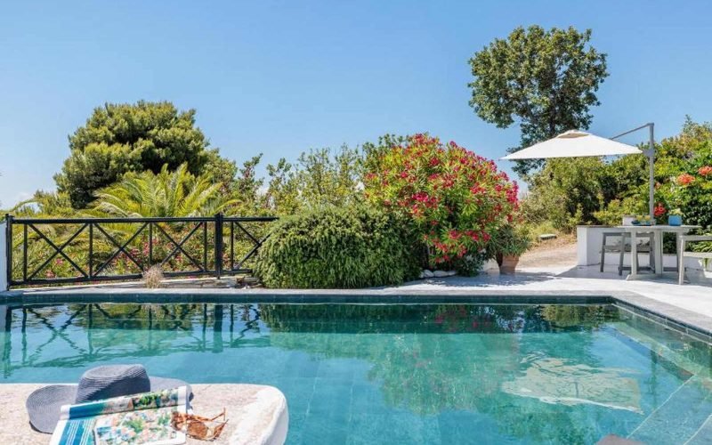 Luxurious Villa with Breathtaking views to the Sporades Islands