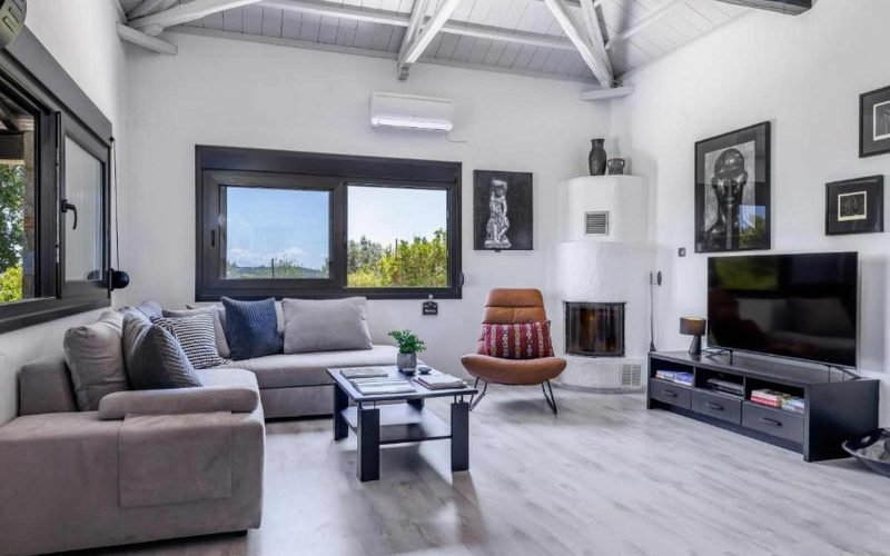 Luxurious Villa with Breathtaking views to the Sporades Islands