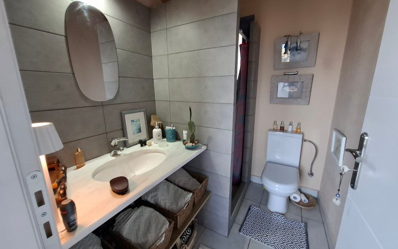 Magnificent Glossa pool villa with views