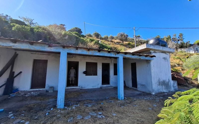Skopelos Beachfront property to renovate