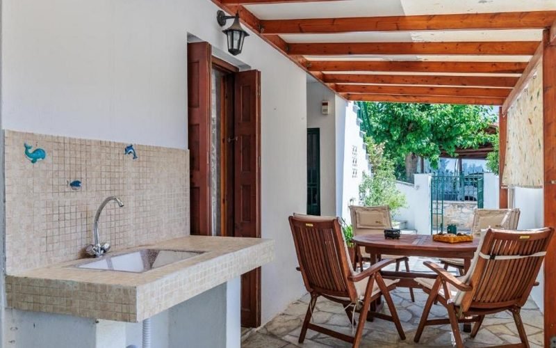 Skopelos Town property ready to move in