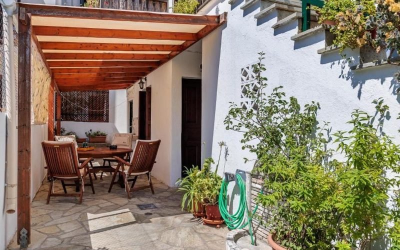 Skopelos Town property ready to move in