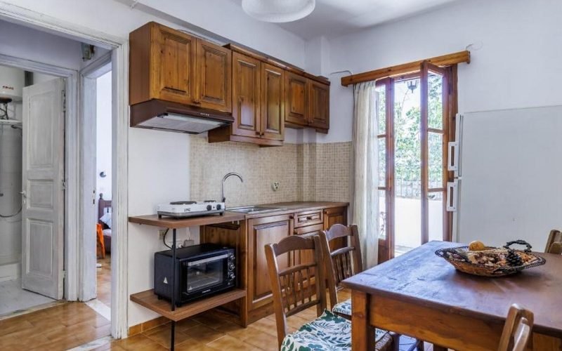 Skopelos Town property ready to move in