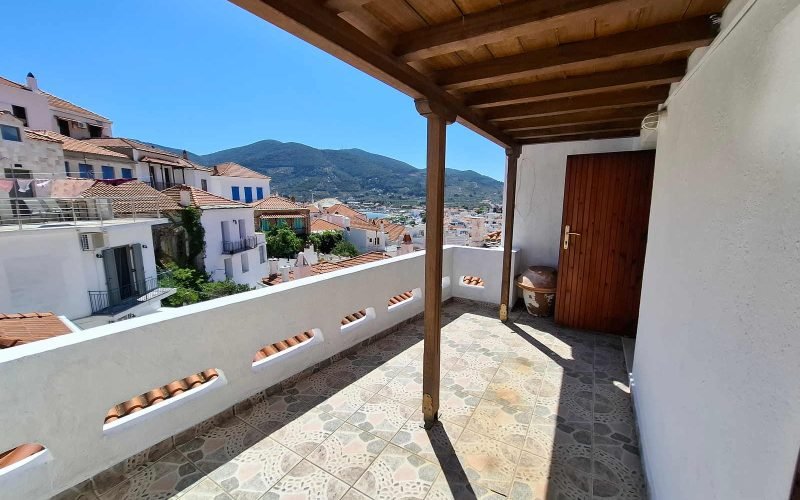 Spacious Traditional Town House in the Heart of Skopelos Town