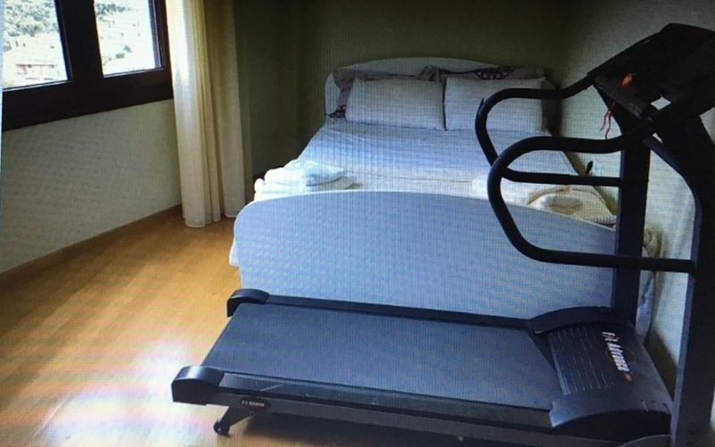 Spacious villa in Stafilos with views to Skopelos Town and port