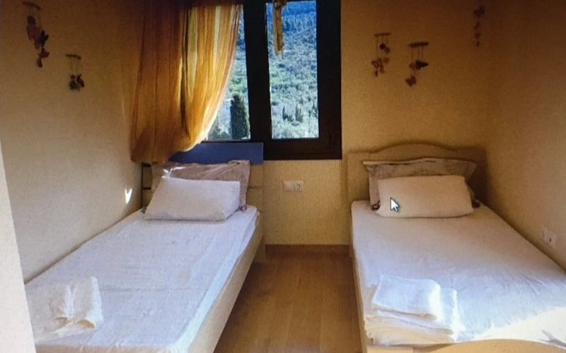 Spacious villa in Stafilos with views to Skopelos Town and port