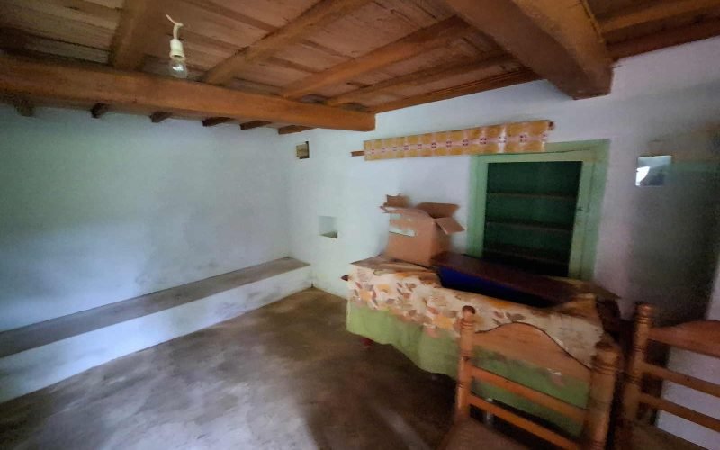 Traditional cottage to renovate