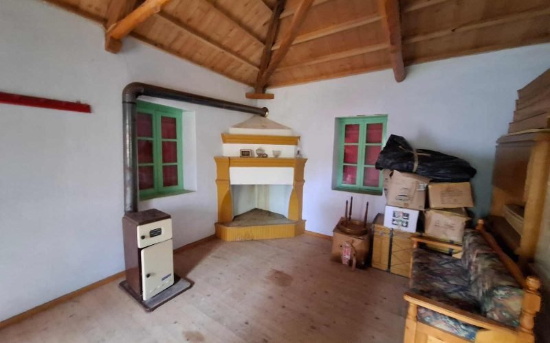 Traditional cottage to renovate