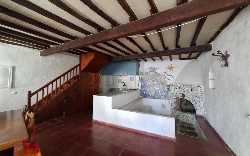 Spacious Traditional Town house
