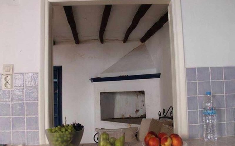 Cozy property with yard in Skopelos Town Dining room