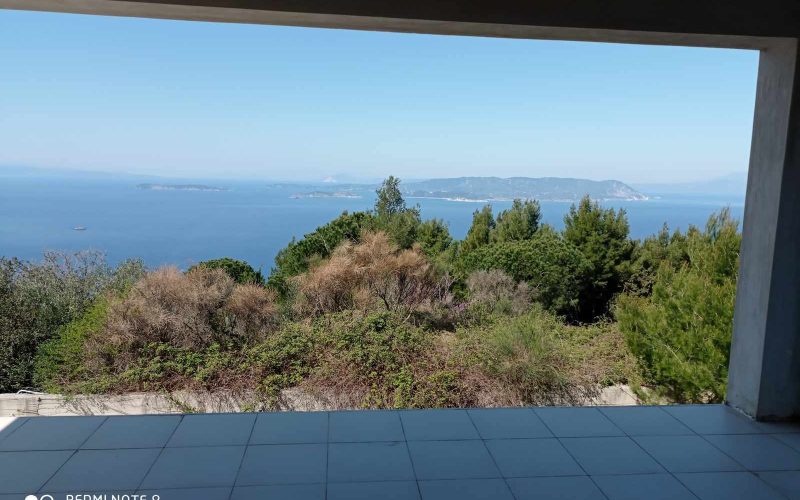 Unfinished Villa with breathtaking views towards the Sea and the neighbored islands of Skiathos and Evia.