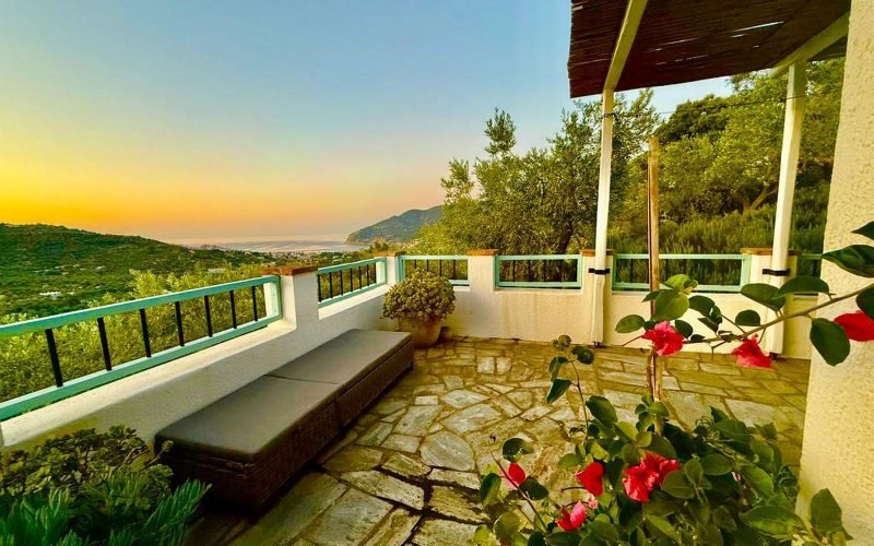 Villa Athina with spectacular views to Skopelos Town Bay