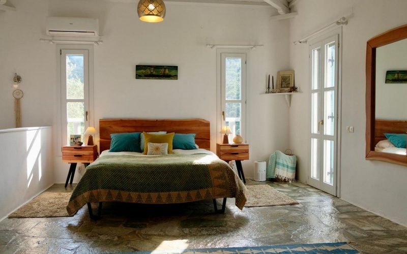 Villa Athina with spectacular views to Skopelos Town Bay