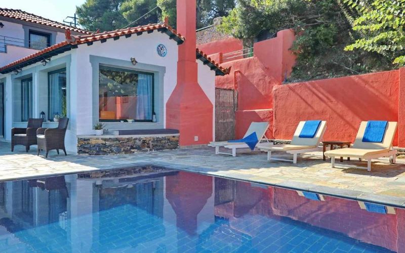 Two bedroom Villa with swimming pool and views to the Aegean