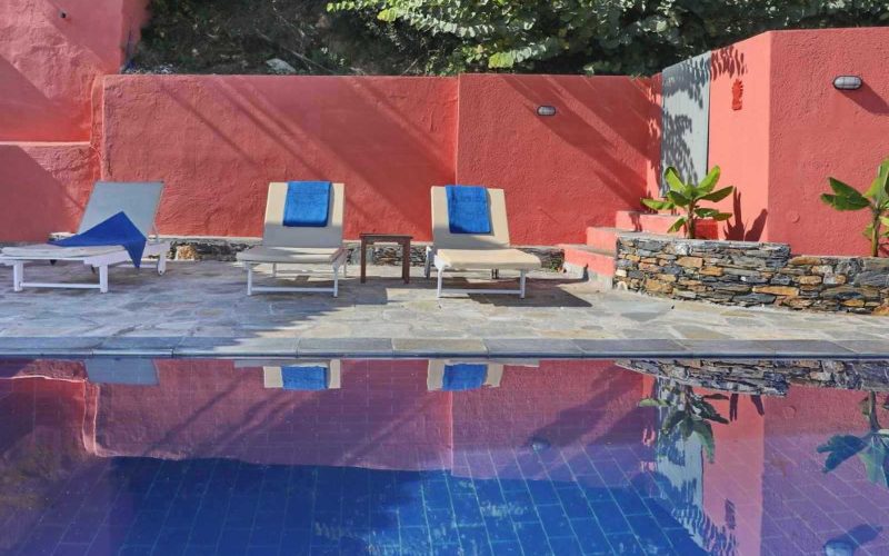 Two bedroom Villa with swimming pool and views to the Aegean