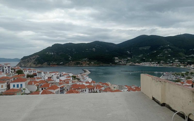 Spacious Town house with best views to the Sea and Skopelos Town