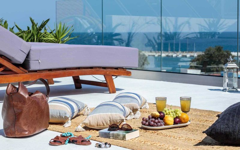 Luxurious Studio with spacious terrace and breathtaking views to Skopelos Town and port Terrace