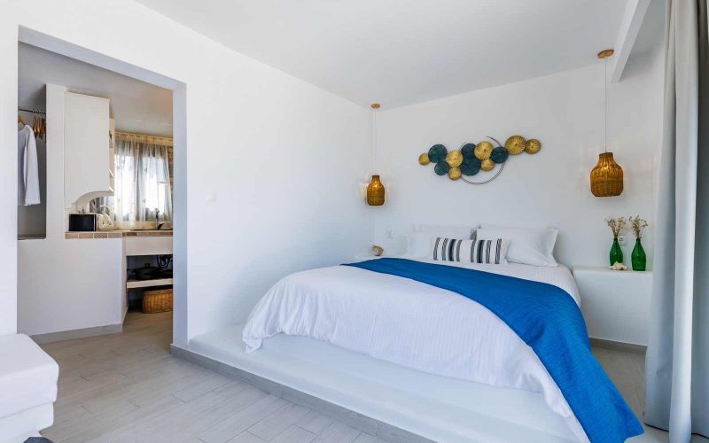Luxurious Studio with spacious terrace and breathtaking views to Skopelos Town and port Bedroom