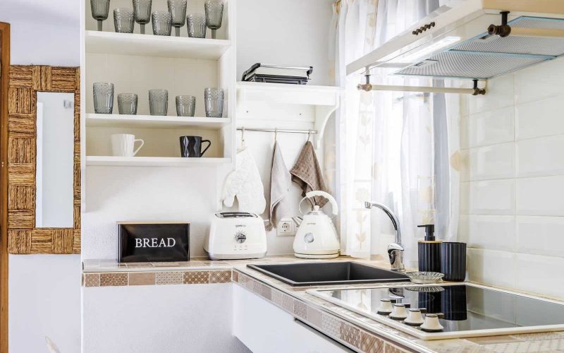 Luxurious Studio with spacious terrace and breathtaking views to Skopelos Town and port Kitchen