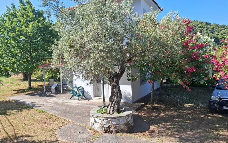 Cottage in N. Klima walking distance to the beach