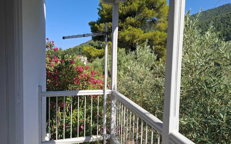 Cottage in N. Klima walking distance to the beach