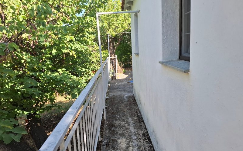 Cottage in N. Klima walking distance to the beach