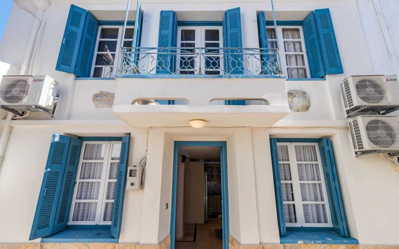 Renovated Town House ready to move in