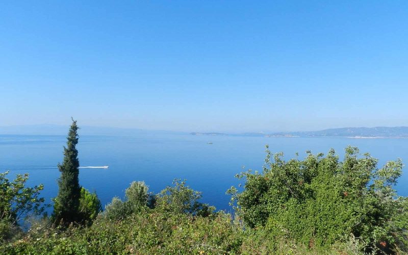 Buildable plot in Old Klima area with views to the Sea The views