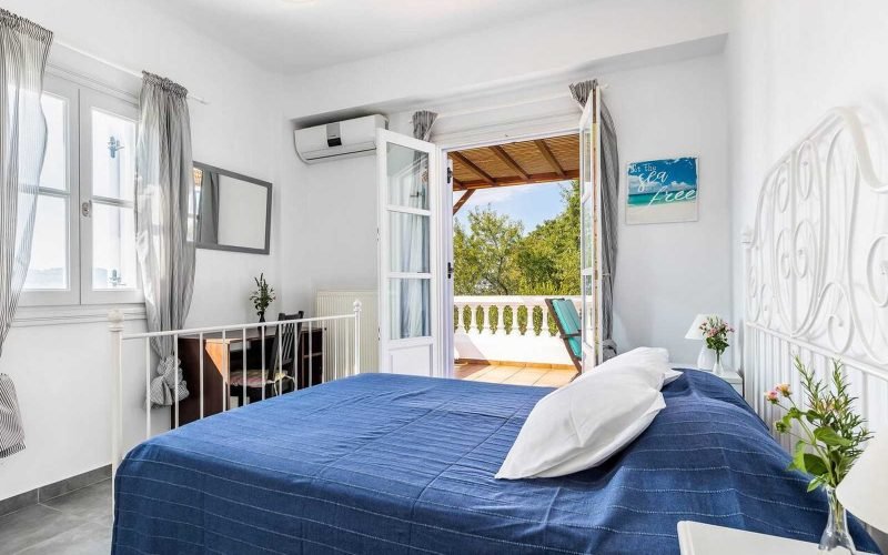 Beautiful pool villa with amazing views to the Sea