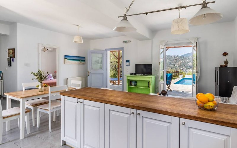 Beautiful pool villa with amazing views to the Sea