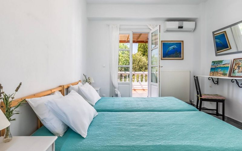 Beautiful pool villa with amazing views to the Sea