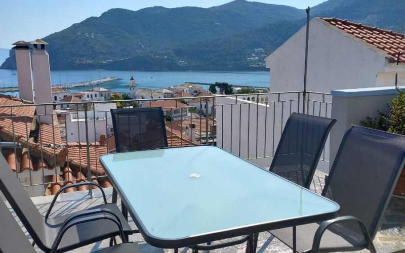 Spacious Skopelos Town house with terrace and views