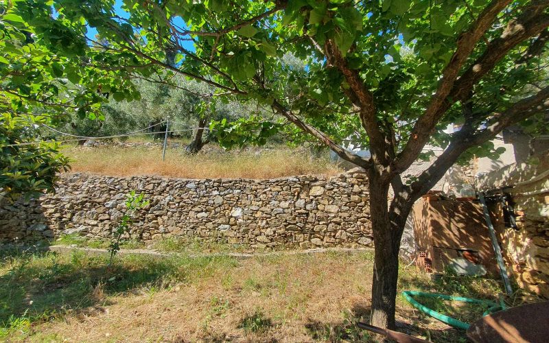 Traditional cottage with spacious land and views