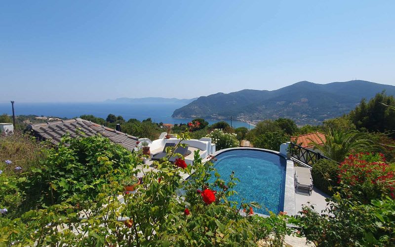 Luxurious Villa with Breathtaking views to the Sporades Islands