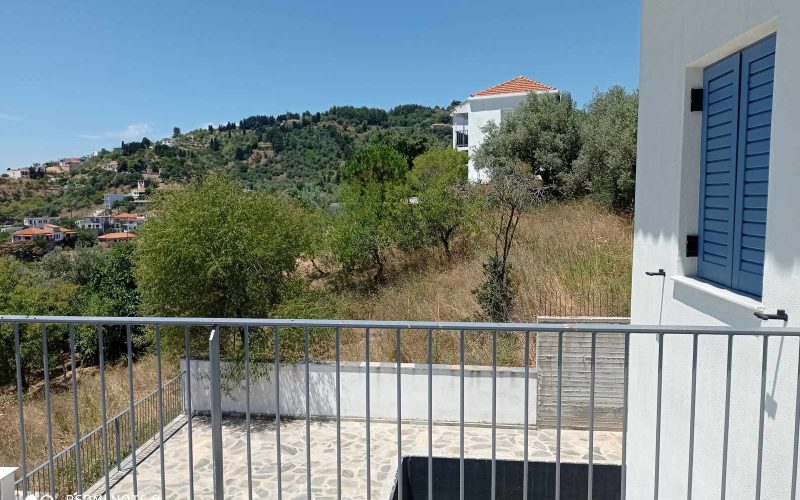 Villa with swimming pool and Seaviews in Glossa Terrace