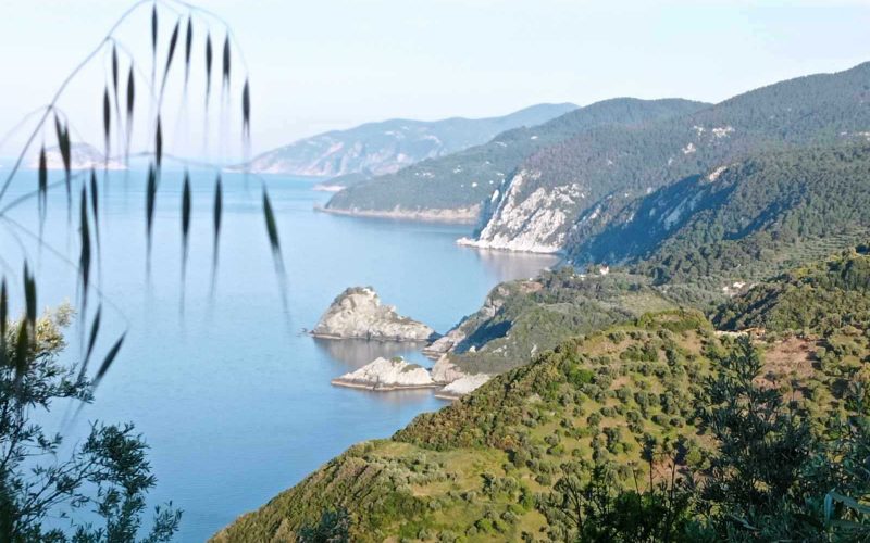 Plot in Glossa with breathtaking views to Ai Giannis Kastri