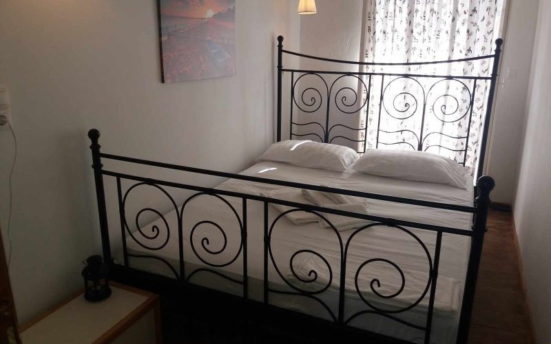 Cosy Town house with two bedrooms and balcony The double bedroom