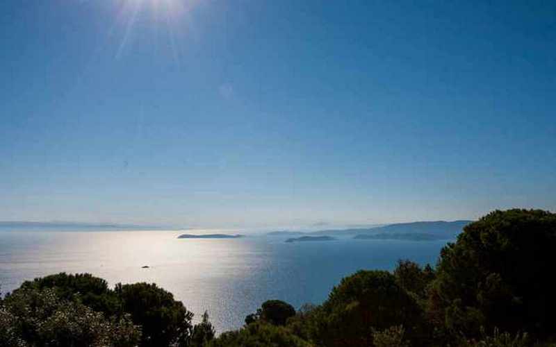 Complex of cottages with best views to the Aegean Sea Views