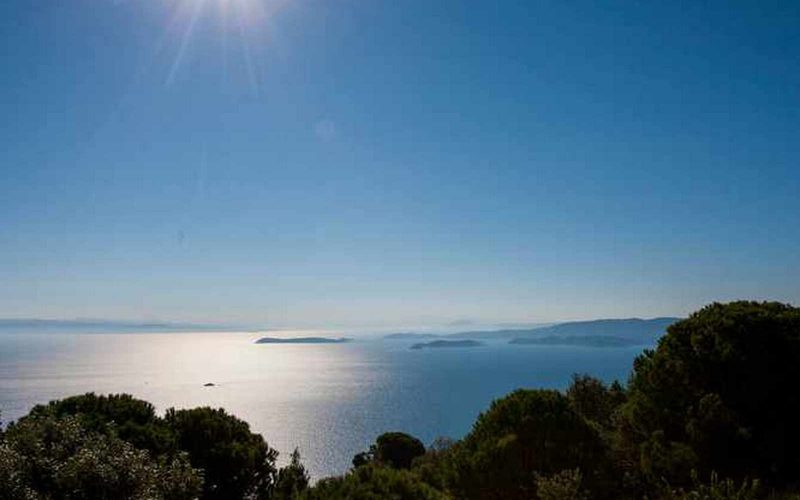 Complex of cottages with best views to the Aegean Sea Views