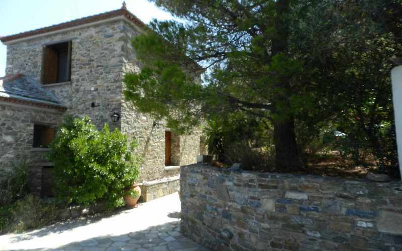 Stone made Villa with swimming pool and views The property