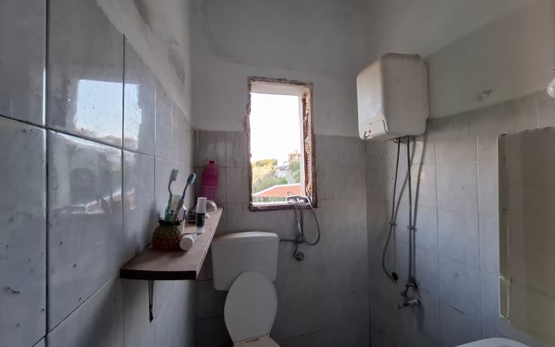 Unique Skopelos Town Seafront property Middle floor apartment