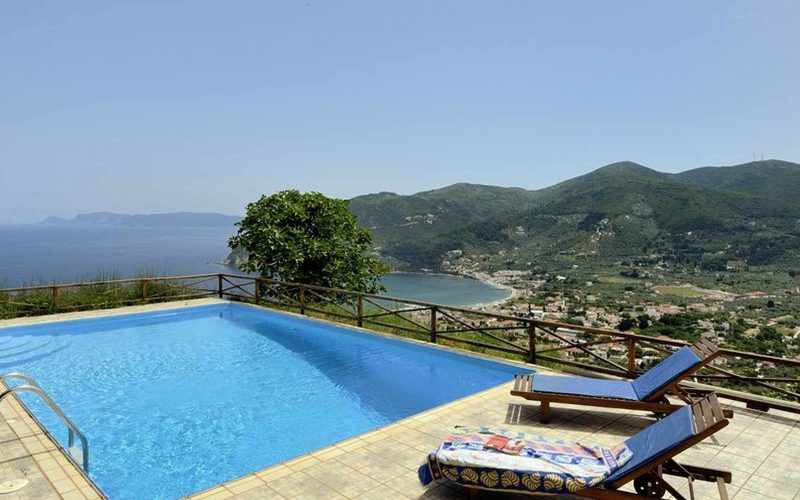Cozy Villa with swimming pool and splendid views Swimming pool